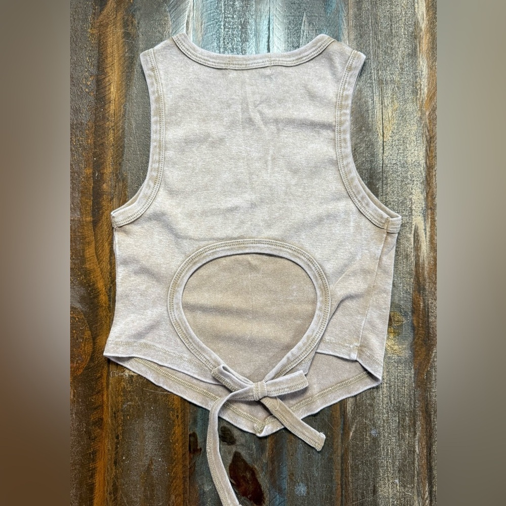 Ⓜ️Altar'd State Doe Skin Sleeveless‎ Muscle Tee/ NWT - Picture 5 of 5